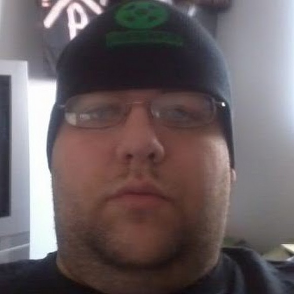 Meet your Posher, Mike - Picture 1 of 1